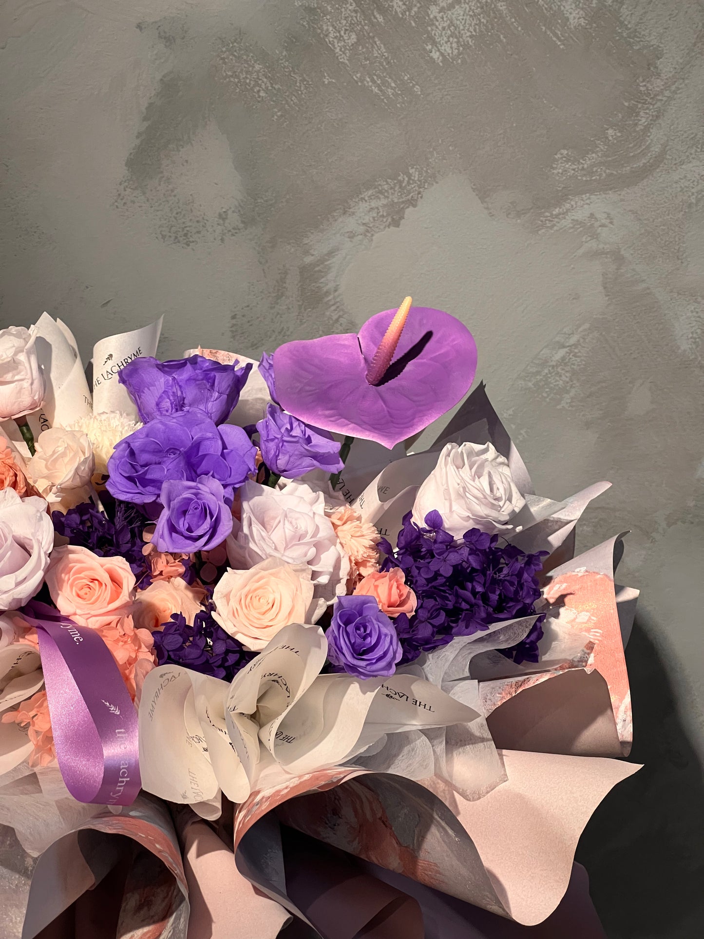 Marianne's Garden | Preserved Roses & Peonies| Round Blooms in Luxurious