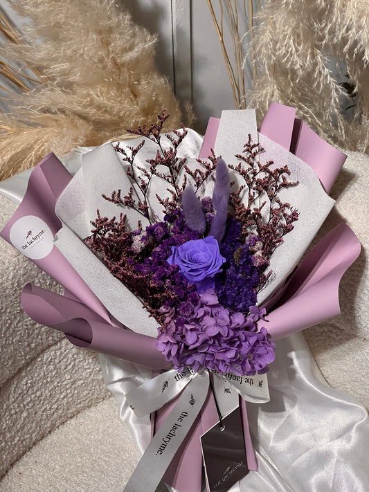 Emery | Preserved Blooms | Super Mini