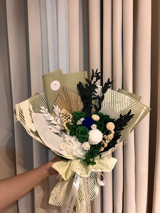 Emily | Preserved Blooms | Grand