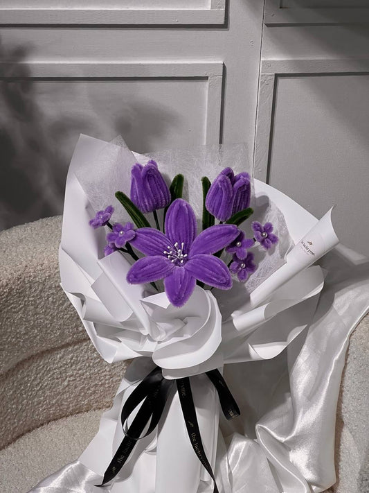 Ame | Fuzzy Blooms | Super Mini