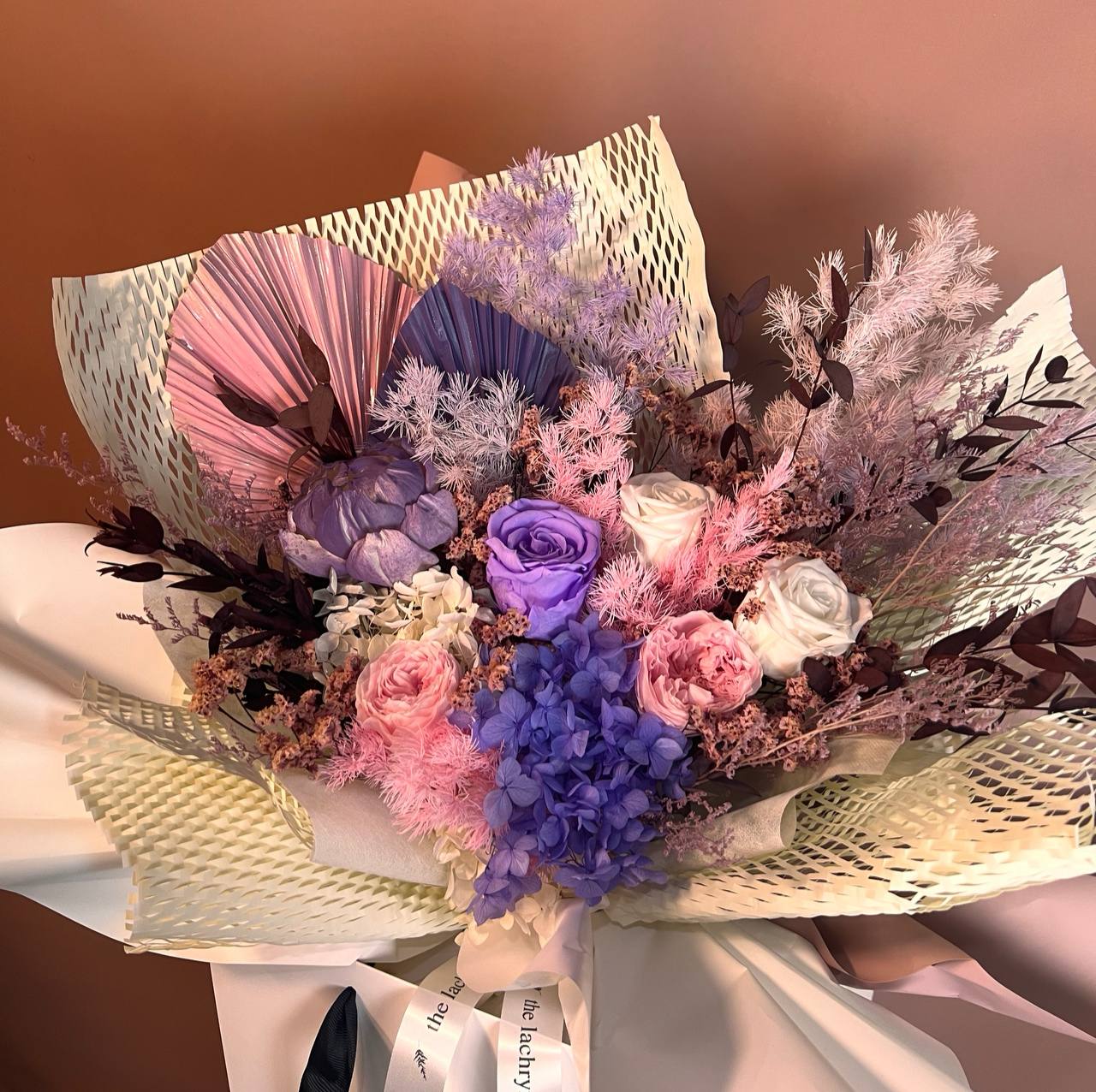 Glimmer  Blooms | Dried & Preserved Blooms | Luxurious