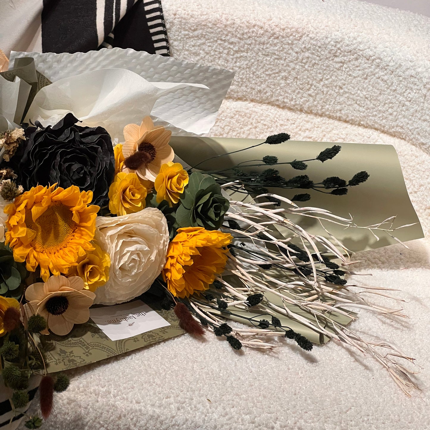 Éclat de Sunflower | Preserved & Dried Blooms | Deluxe