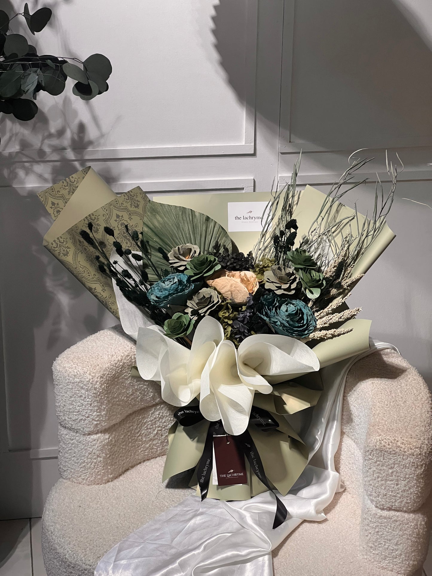 Pavona | Dried Blooms | Deluxe
