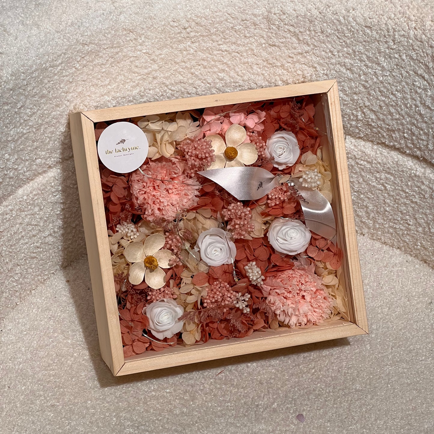 Wild Carnation | Boxed Blooms | Grande