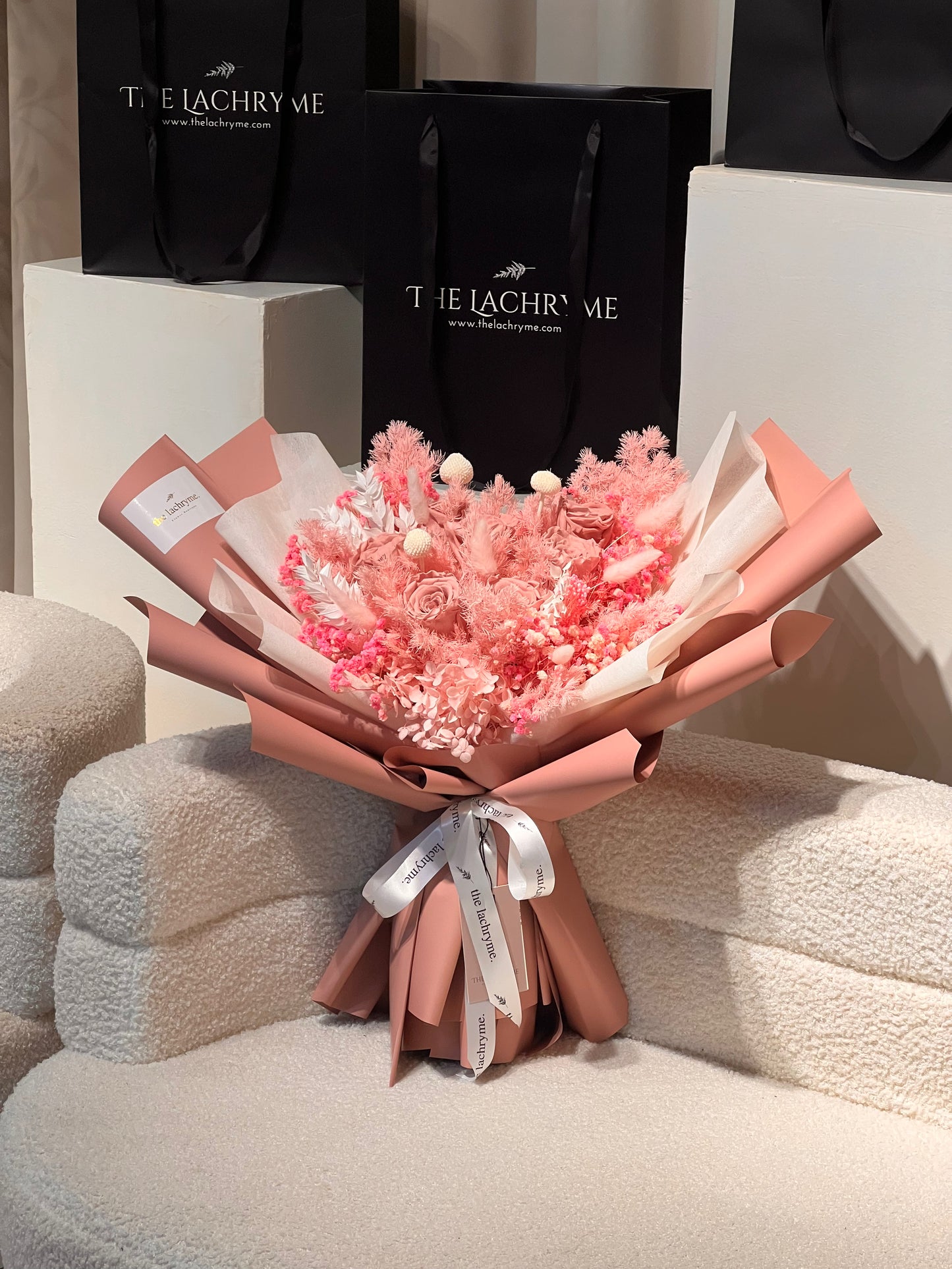 Rosè | Preserved Blooms | Deluxe