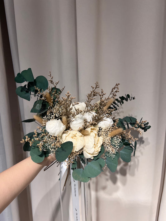 Pure Elegance Wedding (V-shape)
