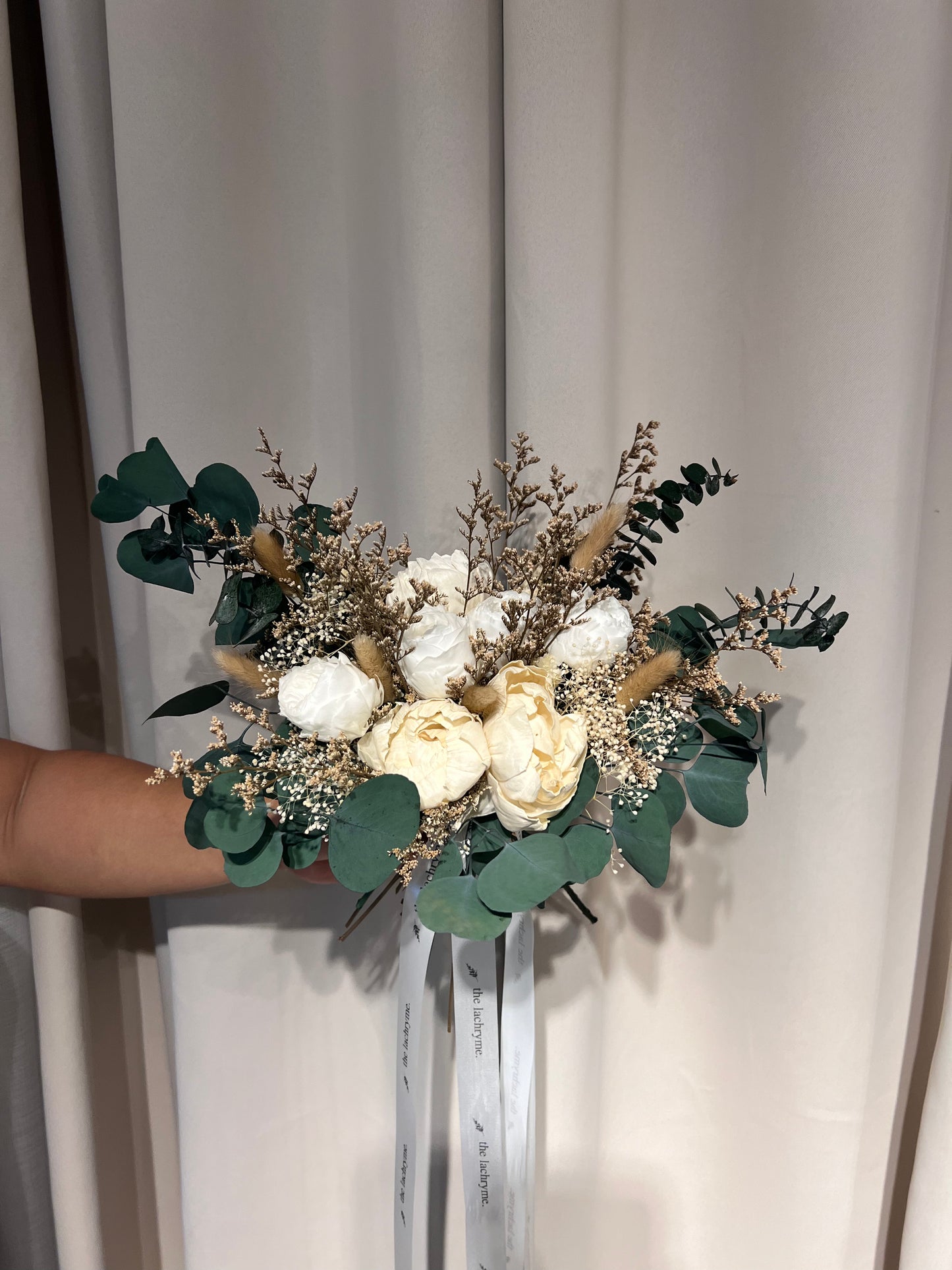 Pure Elegance Wedding (V-shape)