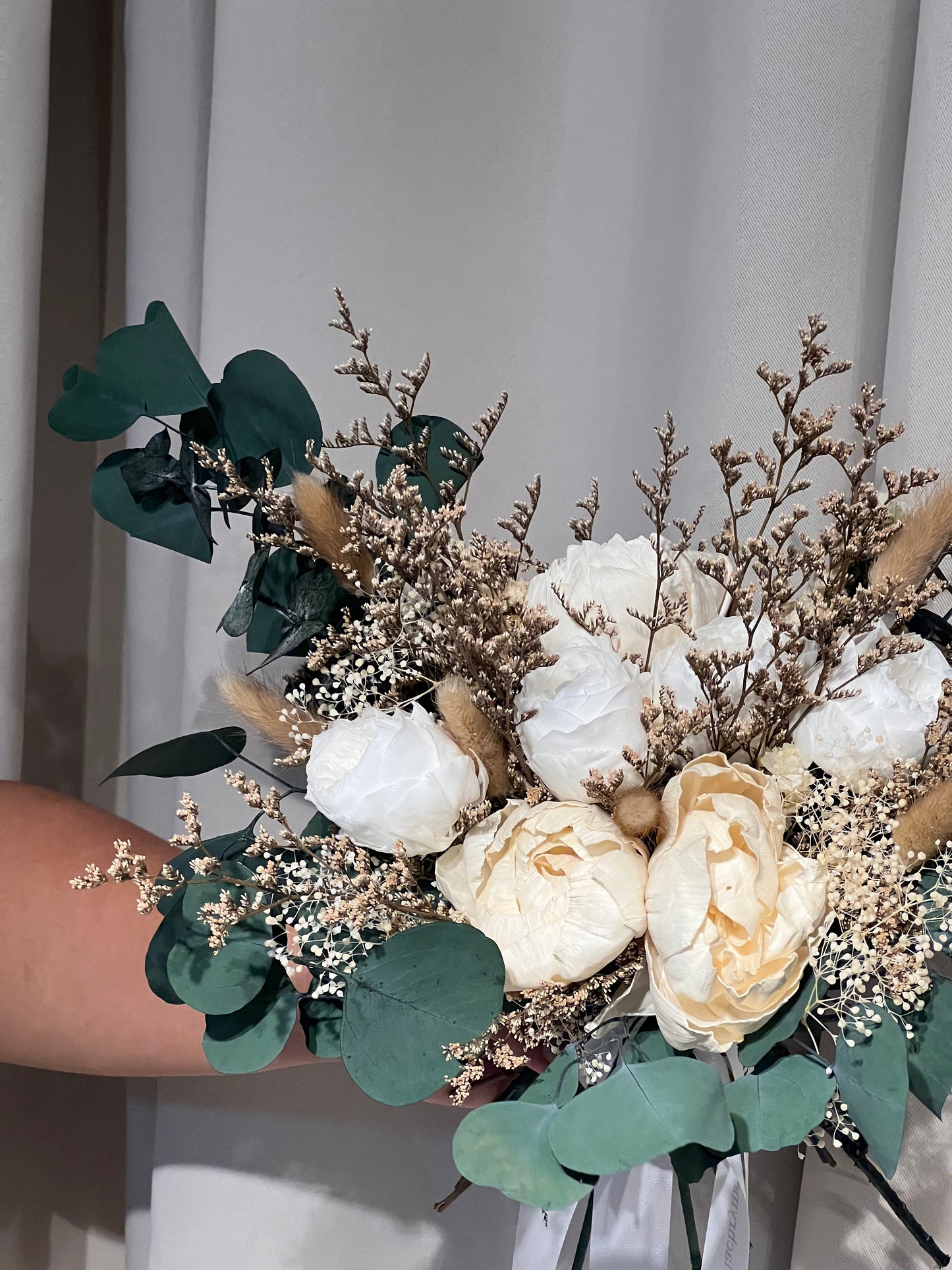 Pure Elegance Wedding (V-shape)