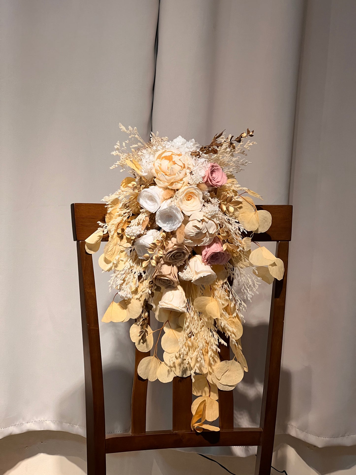 Lush Romance Wedding (Descending)