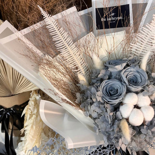 Jolie | Preserved Blooms | Grand