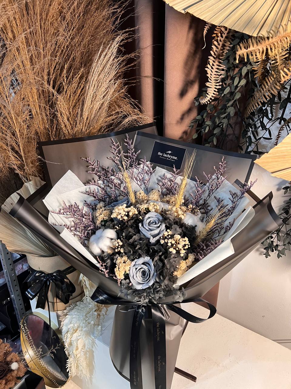Zion | Preserved Blooms | Deluxe