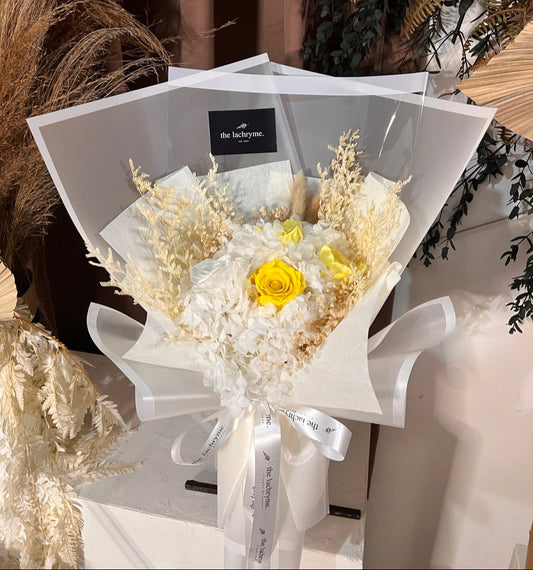 Lilly | Preserved Blooms | Grand