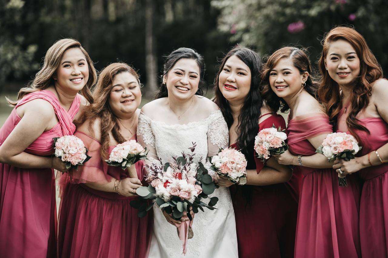 Intimate Wedding Package (Bridal - VShape)