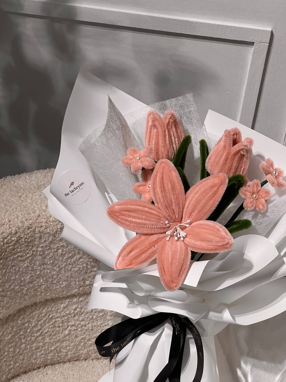 Nari | Fuzzy Blooms | Super Mini
